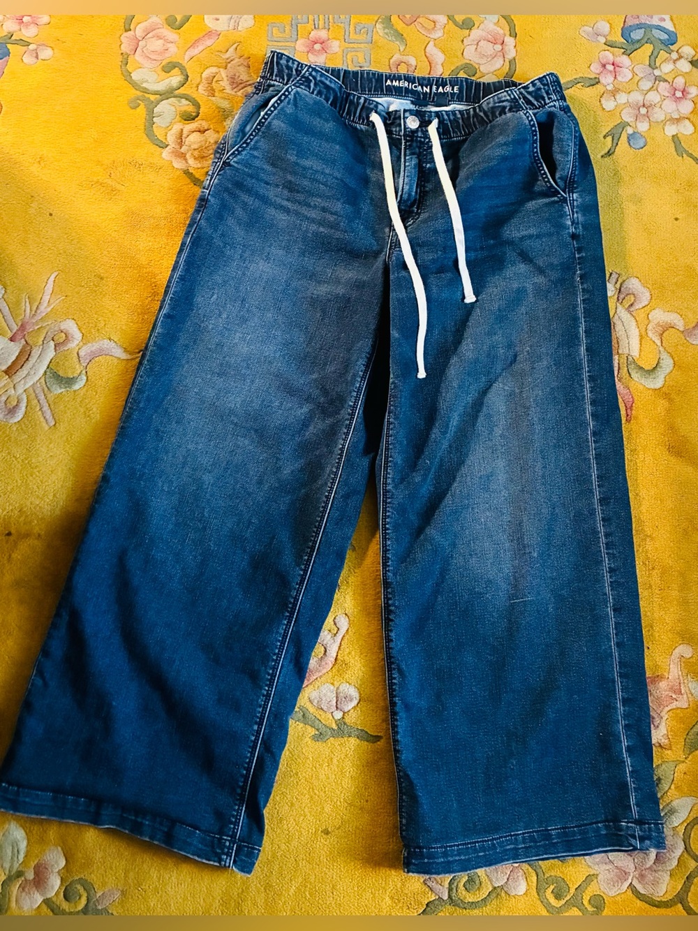 American Eagle Woman’s Jeans SZ 12